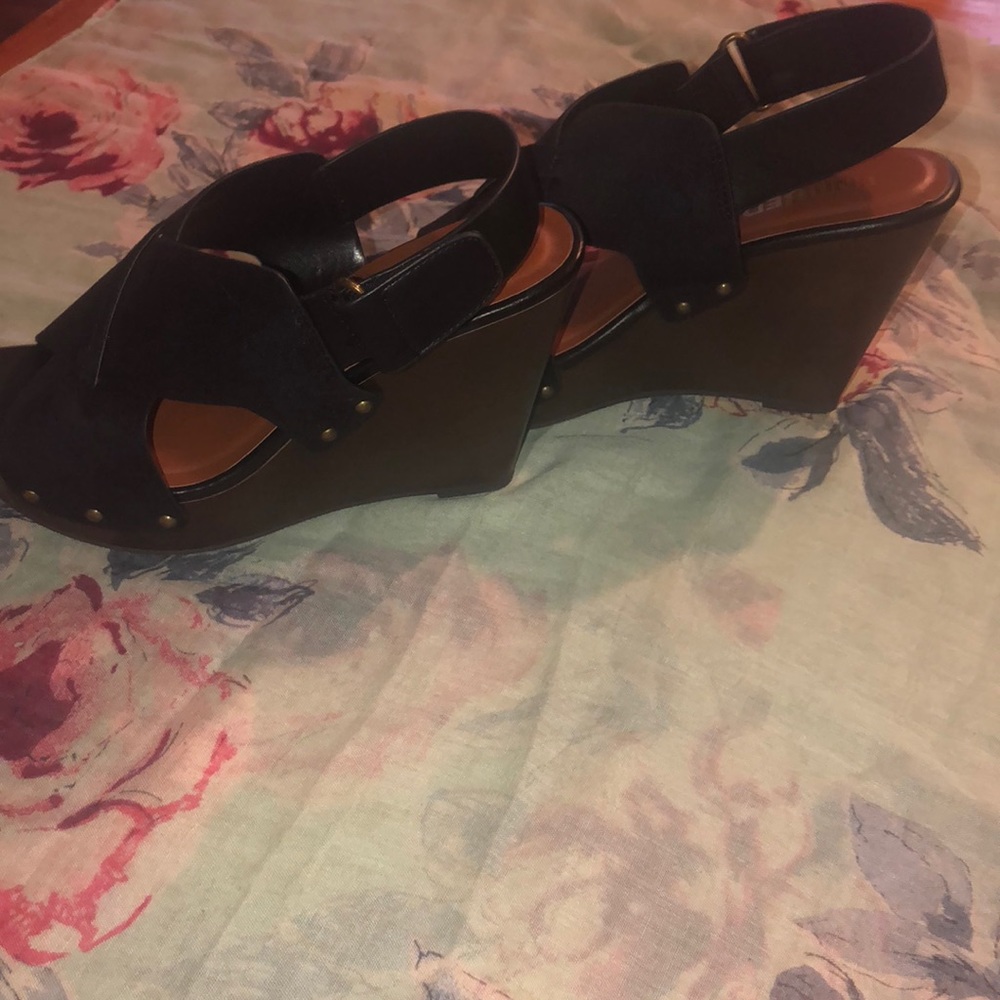 UNR8ED WEDGES